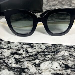 GUCCI ROUND-FRAME ACETATE SUNGLASSES WITH STAR
